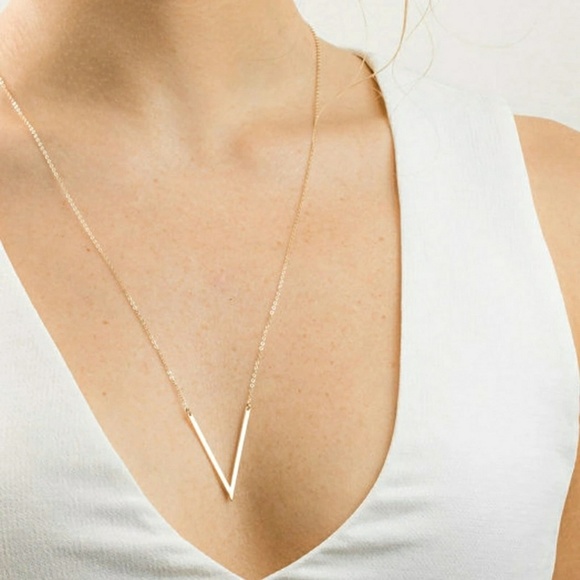 Jewelry - V Necklace